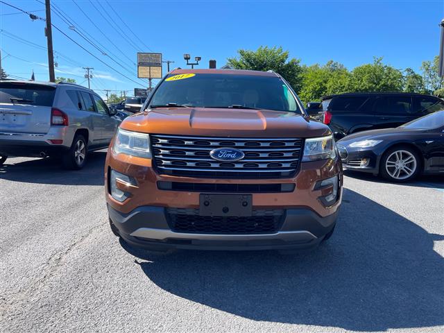 $15900 : 2017 Explorer image 4