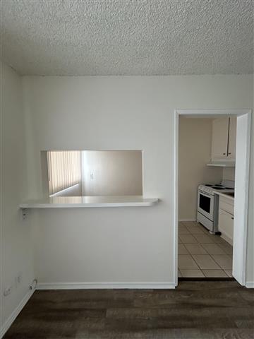 $1495 : 7900 Reseda Blvd image 7