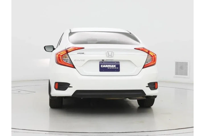 $18998 : Honda Civic 2018 LX 4dr Seda image 6