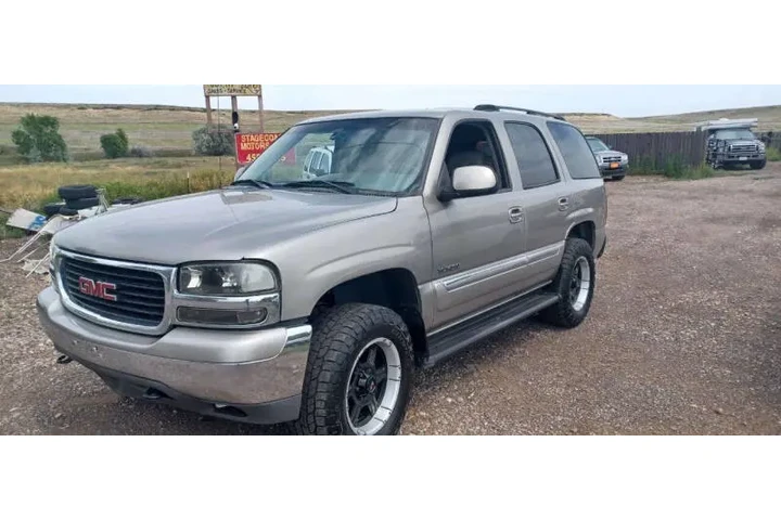 $5995 : 2003 GMC Yukon SLE image 1