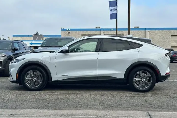 $24574 : Ford Mustang Mach-E 2022 Sel image 6