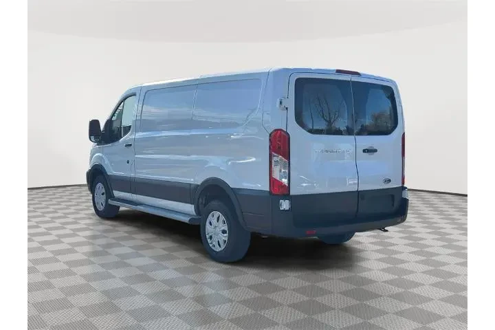 $30884 : Ford Transit 2024 250 3dr SW image 5