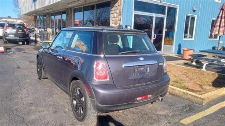 $7990 : 2013 MINI Hardtop Cooper image 5