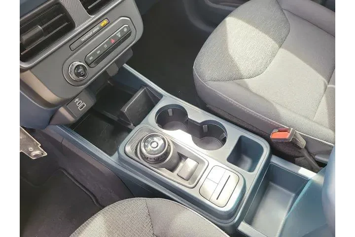 $29840 : Ford Maverick 2025 XL 4dr Su image 8