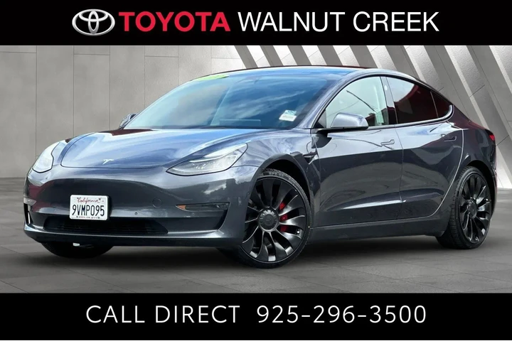 $26000 : Tesla Model 3 2022 AWD Perfo image 1