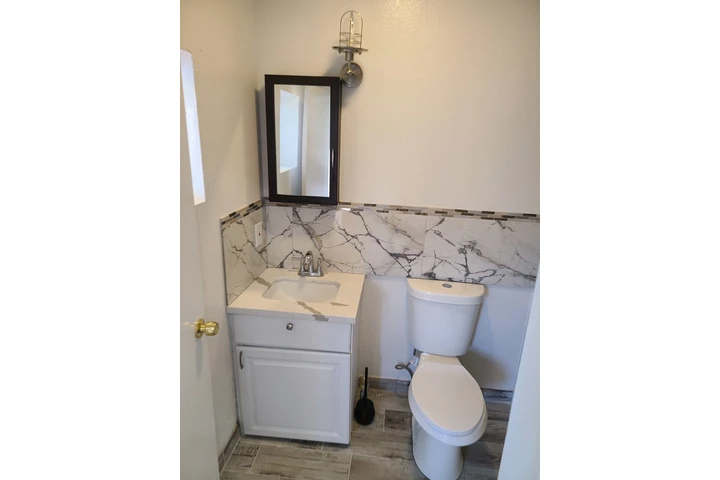 $1500 : Apartment Desert Hot Springs image 5
