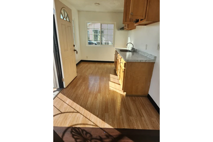 $2800 : Casa de renta 2 recámaras image 1