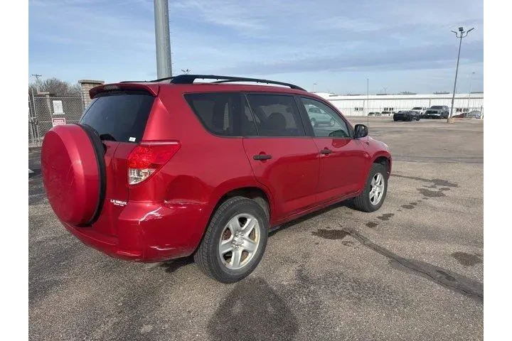 $9700 : Toyota RAV4 2008 Base 4dr SU image 7