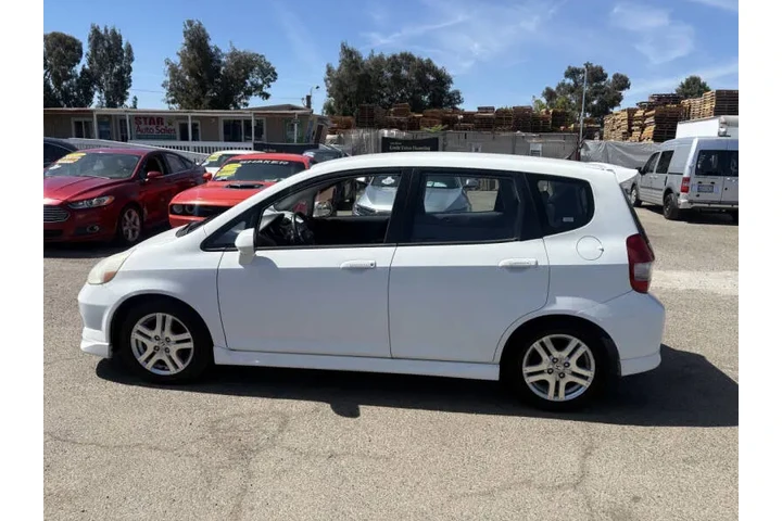 2007 Fit Sport image 5