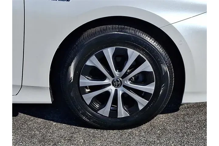 $26142 : Toyota Prius 2022 AWD Nights image 8