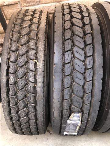 $220 : SEMI TIRES NUEVAS image 2