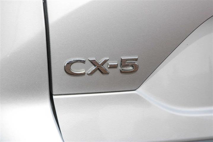 $19990 : Pre-Owned 2020 Mazda CX-5 Tou image 9