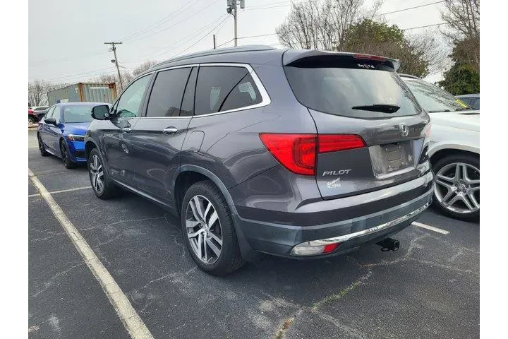 $24891 : Honda Pilot 2018 AWD Touring image 6