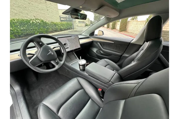 $25000 : 2022 Model 3 image 8