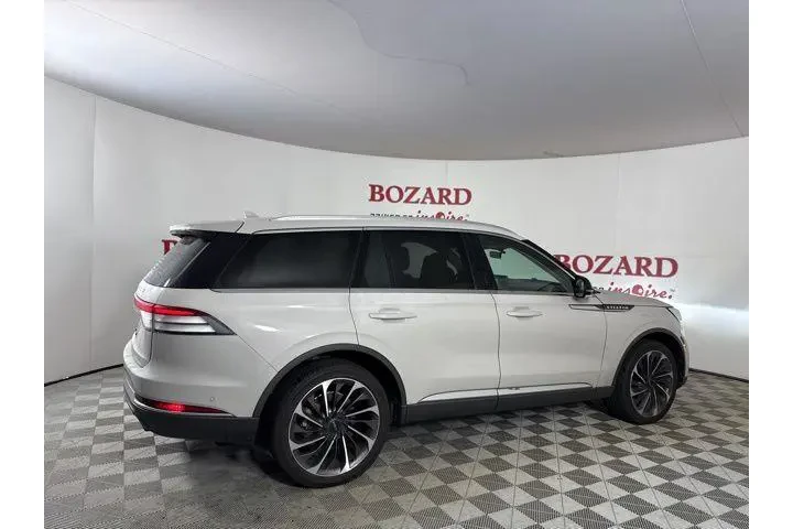 $28250 : Lincoln Aviator 2020 AWD Res image 9