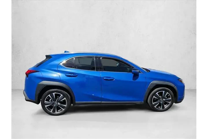 $26991 : Lexus UX 200 2022 4dr Crosso image 4