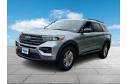 $32997 : Ford Explorer 2023 AWD XLT 4 thumbnail