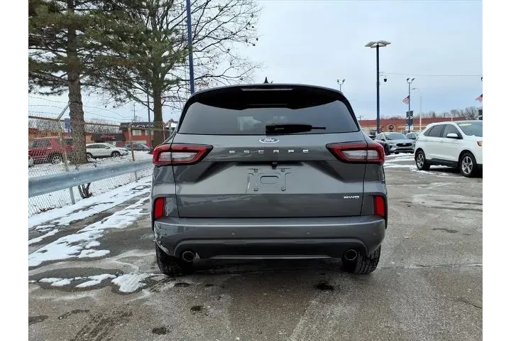 $23980 : Ford Escape 2023 AWD ST-Line image 7
