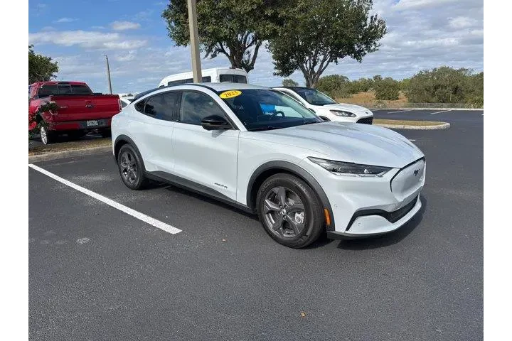 $27499 : Ford Mustang Mach-E 2023 AWD image 1