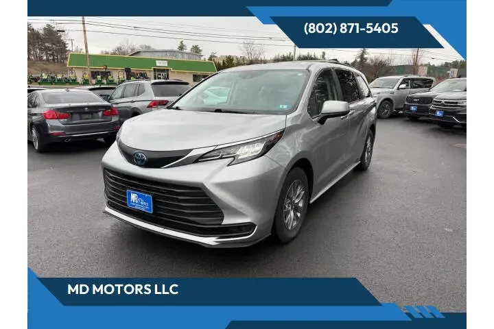 $27999 : 2023 Sienna LE 8-Passenger image 1