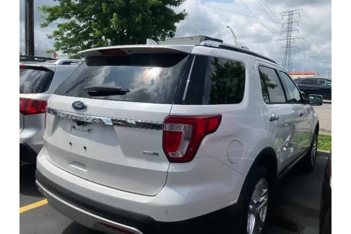 $12500 : 2016 Explorer Limited image 5