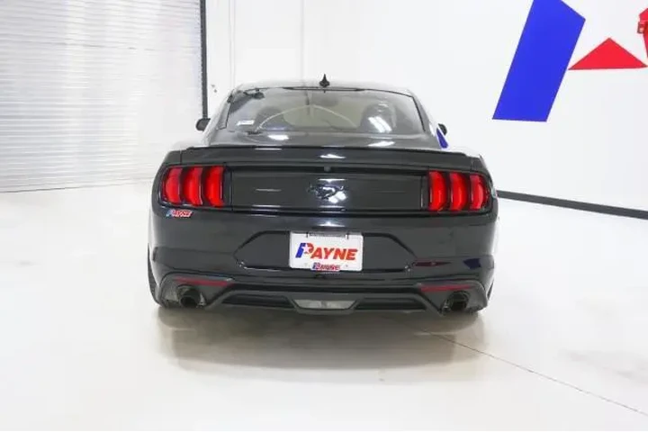 $23995 : Ford Mustang 2022 EcoBoost 2 image 4