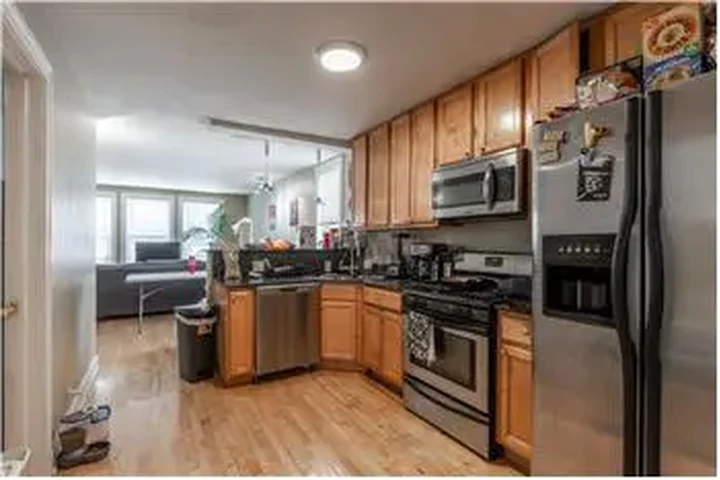 $3600 : Rental property with 4 bedro image 5