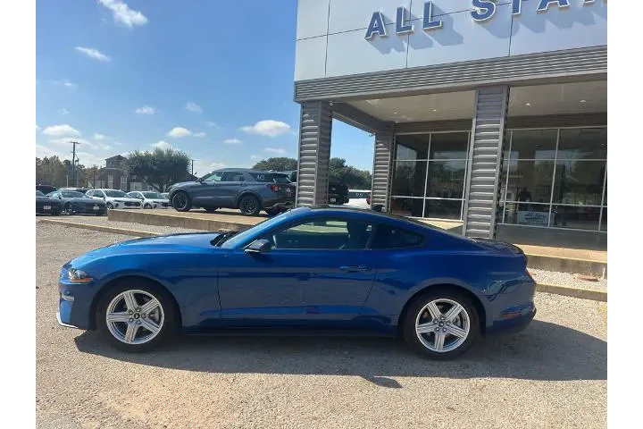 $23360 : Ford Mustang 2022 EcoBoost 2 image 8