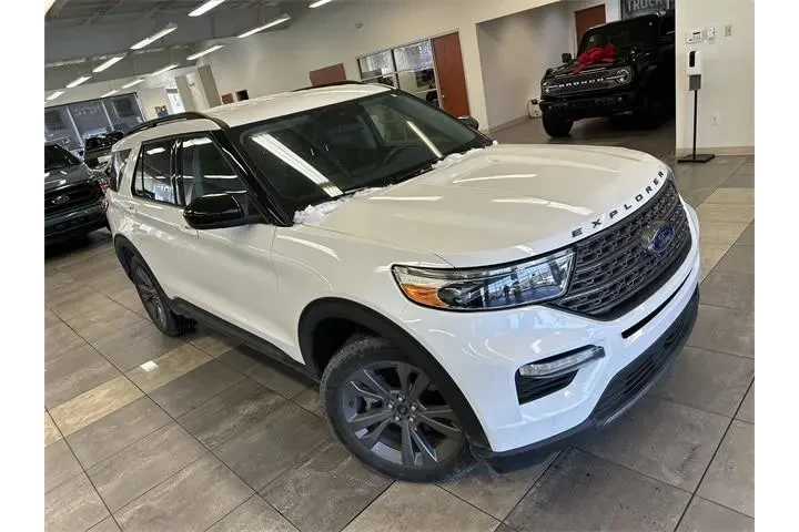 $32500 : Ford Explorer 2023 AWD XLT 4 image 7