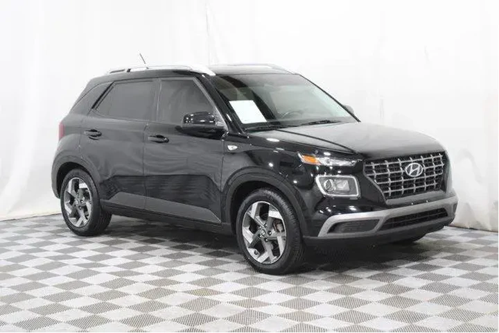 $16910 : Hyundai VENUE 2023 SEL 4dr C image 1