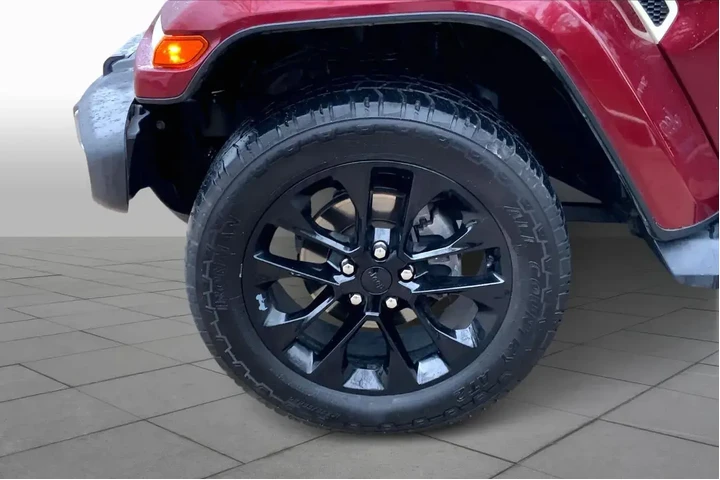 $24388 : Jeep Wrangler Unlimited 2021 image 10