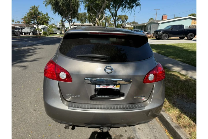 $4500 : Nissan Rogue image 3