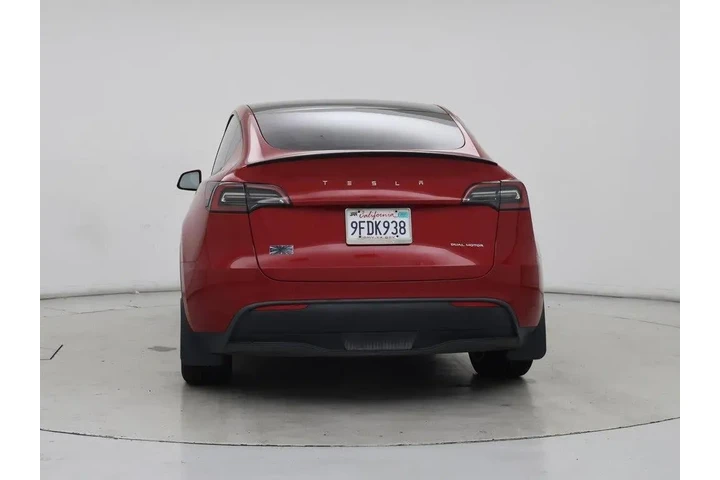 $33998 : Tesla Model Y 2023 AWD Long image 6