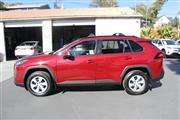 $22996 : 2019 RAV4 thumbnail