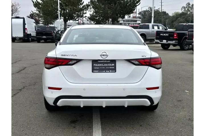 $18485 : Nissan Sentra 2022 SV 4dr Se image 5