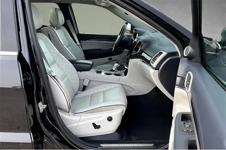 $34294 : Jeep Grand Cherokee 2021 4x4 image 7