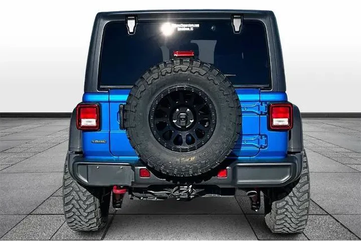 $39588 : Jeep Wrangler Unlimited 2021 image 4
