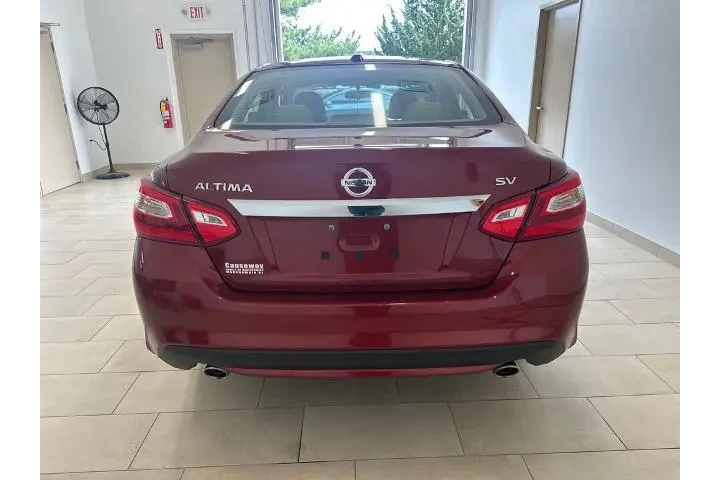 $15990 : Nissan Altima 2017 2.5 SV 4d image 6