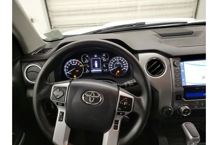 $39998 : Toyota Tundra 2020 4x4 SR5 4 image 10
