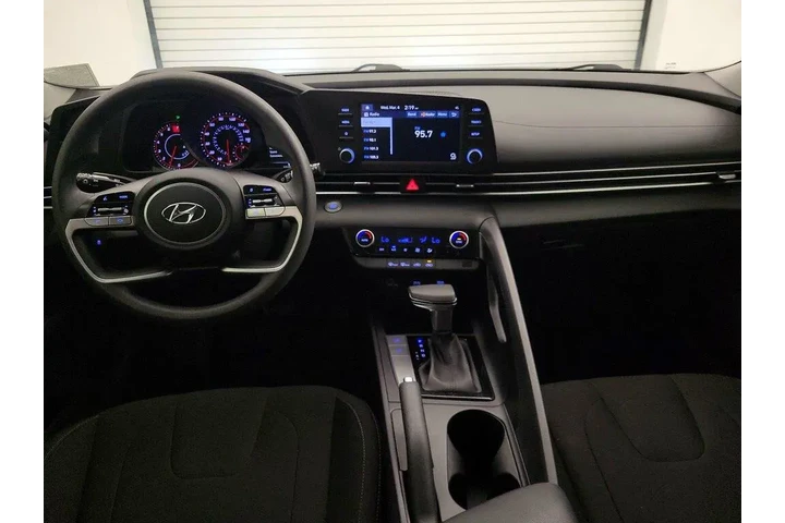 $19998 : Hyundai ELANTRA 2023 SEL 4dr image 9