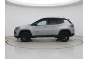 $23998 : Jeep Compass 2023 4x4 Altitu thumbnail