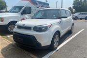 PRE-OWNED 2016 KIA SOUL BASE en Madison WV