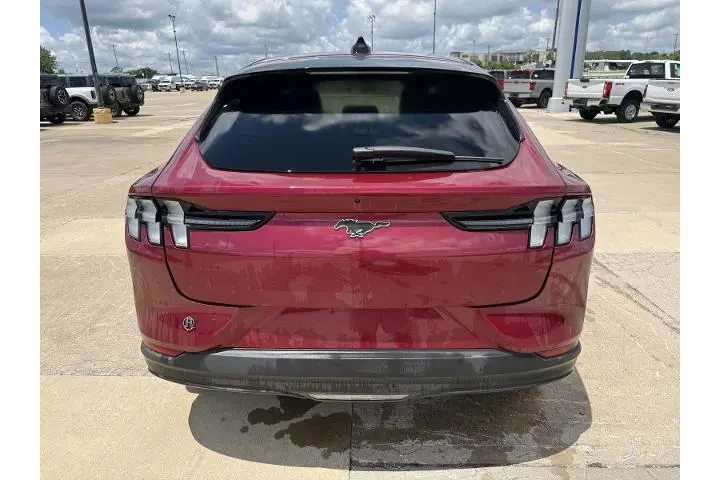 $29000 : Ford Mustang Mach-E 2025 Sel image 8