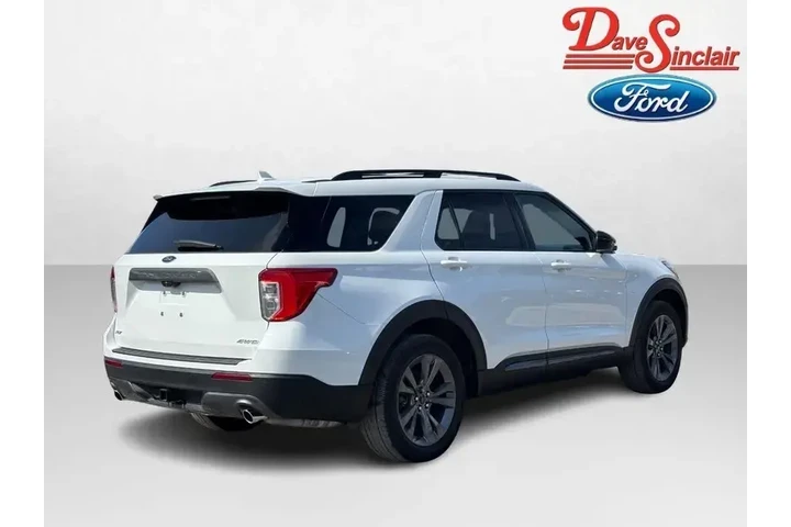 $32444 : Ford Explorer 2023 AWD XLT 4 image 7
