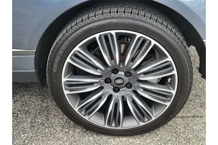 $39891 : Land Rover Range Rover 2021 image 7