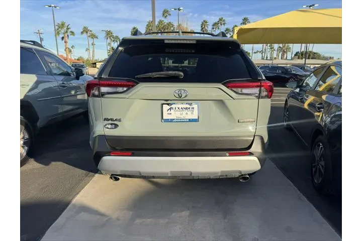 $24223 : Toyota RAV4 2019 AWD Adventu image 6