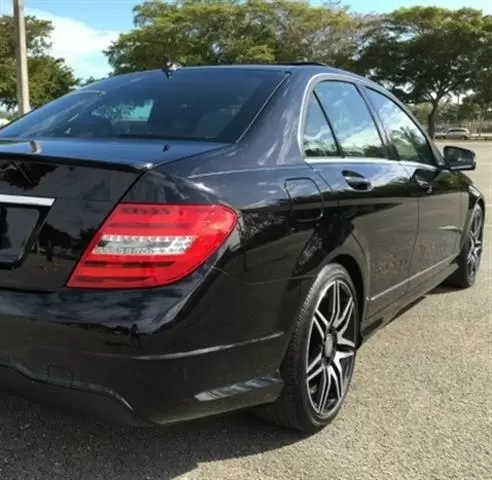 $6800 : 2014 Mercedes Benz C250 Sedan image 4