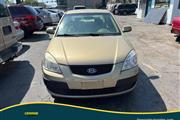 $3200 : 2008 KIA RIO2008 KIA RIO thumbnail