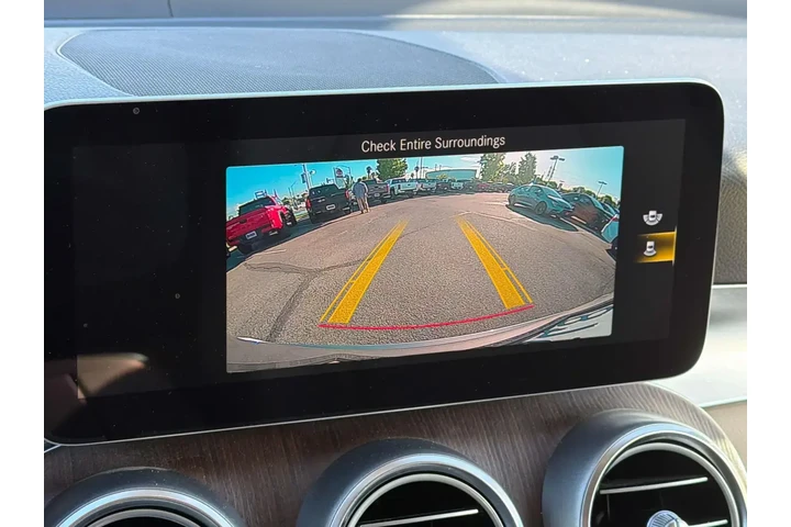 $19250 : Mercedes-Benz GLC 2020 AWD G image 9