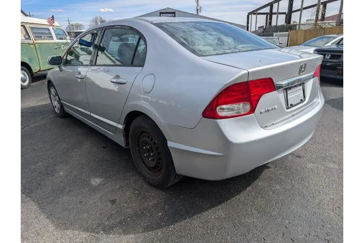 $4999 : Honda Civic 2010 LX 4dr Seda image 3